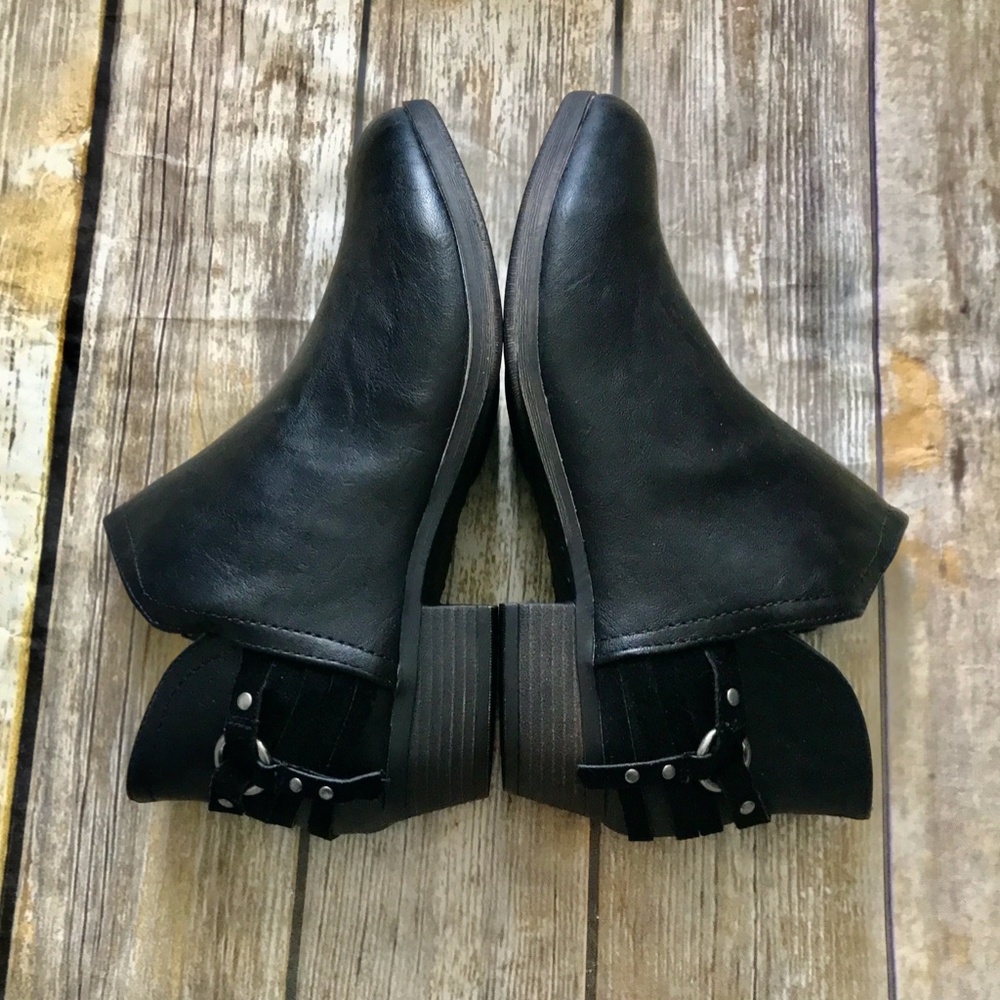 BARGAIN 2/$15 Black Boots Sz 11 - Picture 7 of 15